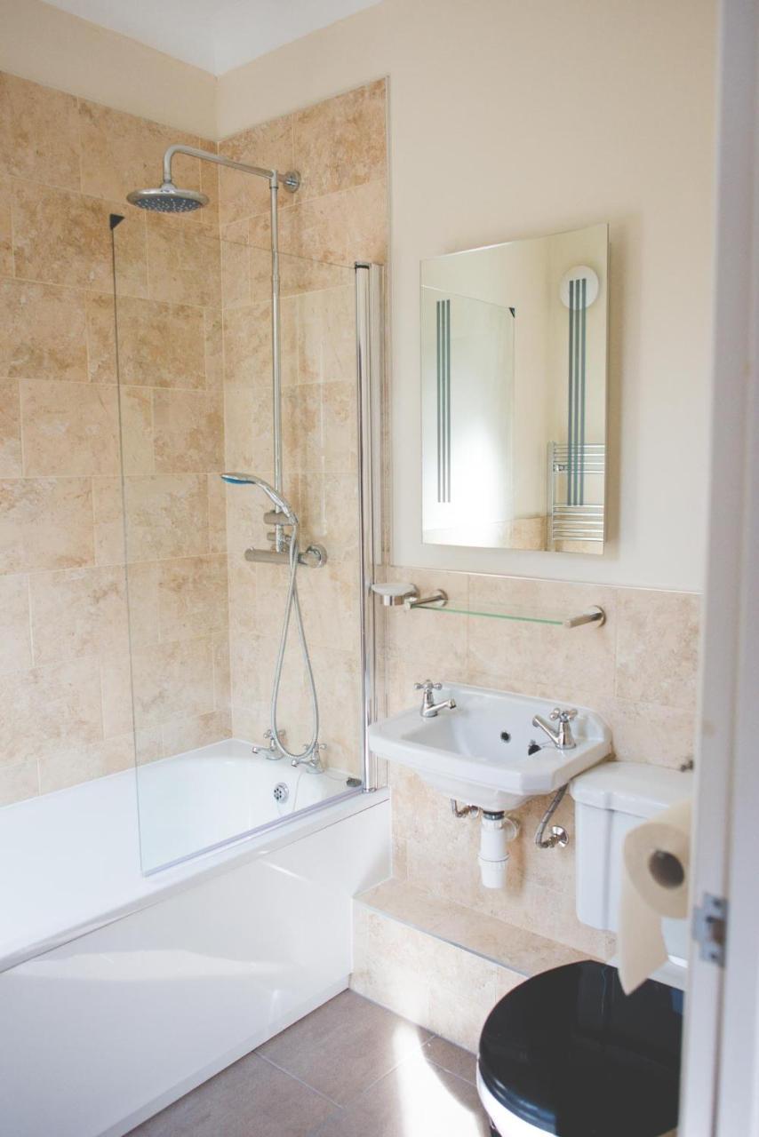 Glencoe Villa Guesthouse Featherstone エクステリア 写真